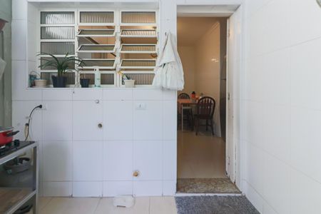 Casa à venda com 147m², 3 quartos e 4 vagas Casa à venda com 147m², 3 quartos e 4 vagasQuintal