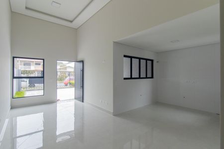 Casa para alugar com 92m², 3 quartos e 3 vagas Casa para alugar com 92m², 3 quartos e 3 vagasSala