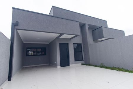 Casa para alugar com 92m², 3 quartos e 3 vagas Casa para alugar com 92m², 3 quartos e 3 vagasFachada