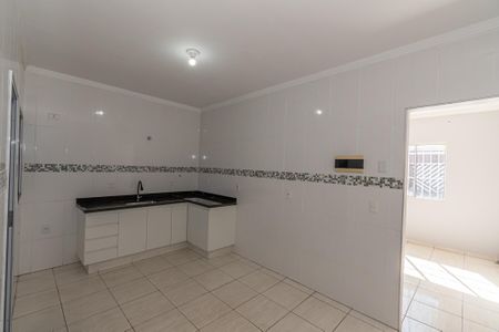 Casa para alugar com 80m², 3 quartos e 2 vagas Casa para alugar com 80m², 3 quartos e 2 vagasCozinha