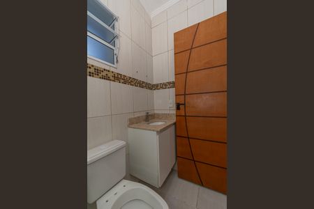 Casa para alugar com 80m², 3 quartos e 2 vagas Casa para alugar com 80m², 3 quartos e 2 vagasBanheiro Corredor