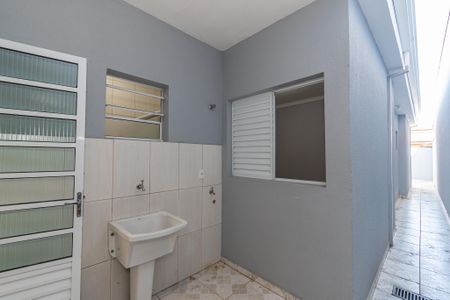 Casa para alugar com 80m², 3 quartos e 2 vagas Casa para alugar com 80m², 3 quartos e 2 vagasÁrea de Serviço