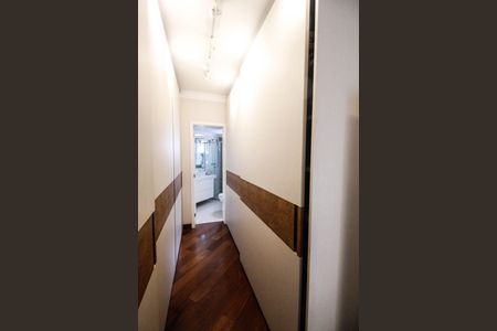 Apartamento à venda com 400m², 4 quartos e 5 vagasBanheiro da Suíte 1