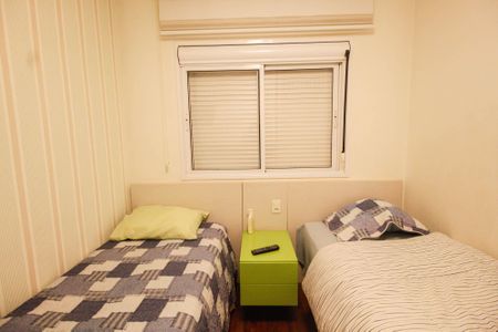 Apartamento à venda com 400m², 4 quartos e 5 vagasQuarto 2