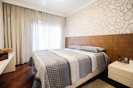 Apartamento à venda com 400m², 4 quartos e 5 vagasSuíte 1