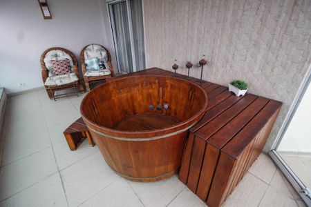 Apartamento à venda com 400m², 4 quartos e 5 vagasVaranda