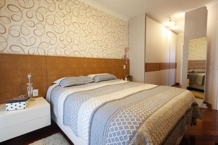 Apartamento à venda com 400m², 4 quartos e 5 vagasSuíte 1