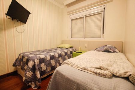 Apartamento à venda com 400m², 4 quartos e 5 vagasQuarto 2