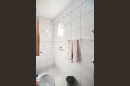 Casa à venda com 120m², 2 quartos e 2 vagas Casa à venda com 120m², 2 quartos e 2 vagasLavabo