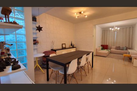 Apartamento à venda com 71m², 2 quartos e 2 vagas Apartamento à venda com 71m², 2 quartos e 2 vagasSala