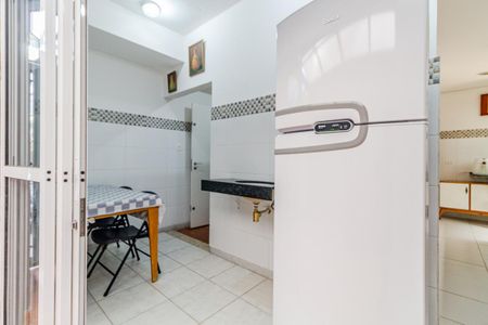 Casa à venda com 220m², 3 quartos e 2 vagasCozinha