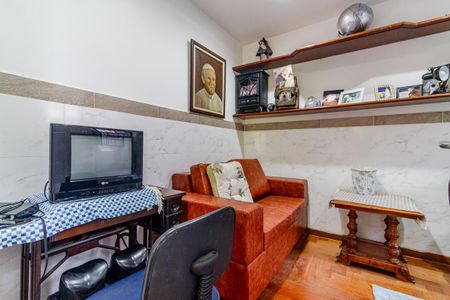 Casa à venda com 220m², 3 quartos e 2 vagasQuarto 3