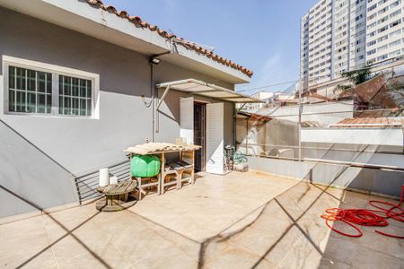 Casa à venda com 220m², 3 quartos e 2 vagasVaranda Quarto 2