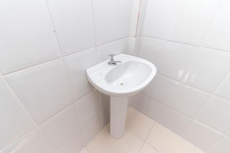 Apartamento à venda com 56m², 2 quartos e 1 vaga Apartamento à venda com 56m², 2 quartos e 1 vagaBanheiro