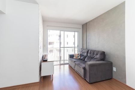 Sala de apartamento à venda com 2 quartos, 56m² em Vila Carmosina, São Paulo