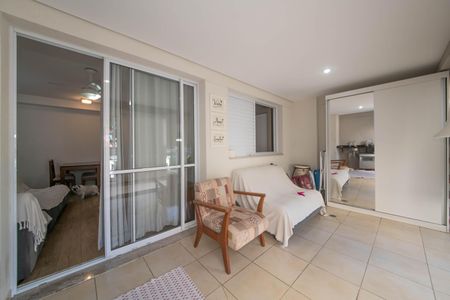 Apartamento à venda com 74m², 1 quarto e 1 vagaVaranda