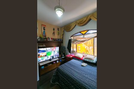 Casa à venda com 420m², 4 quartos e 4 vagas Casa à venda com 420m², 4 quartos e 4 vagasQuarto 1