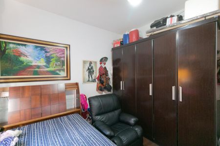 Casa à venda com 420m², 4 quartos e 4 vagas Casa à venda com 420m², 4 quartos e 4 vagasQuarto 1