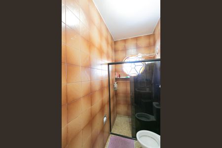 Casa à venda com 420m², 4 quartos e 4 vagas Casa à venda com 420m², 4 quartos e 4 vagasBanheiro da Suíte