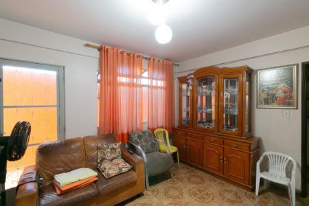 Casa à venda com 420m², 4 quartos e 4 vagas Casa à venda com 420m², 4 quartos e 4 vagasCopa