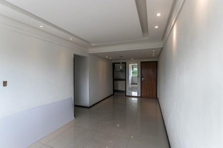 Apartamento para alugar com 70m², 3 quartos e 1 vaga Apartamento para alugar com 70m², 3 quartos e 1 vagaSala