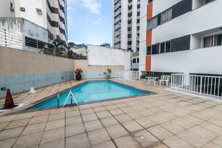 Apartamento para alugar com 70m², 3 quartos e 1 vaga Apartamento para alugar com 70m², 3 quartos e 1 vagaÁrea comum - Piscina