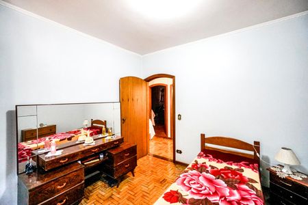 Casa à venda com 233m², 3 quartos e 2 vagasQuarto 01