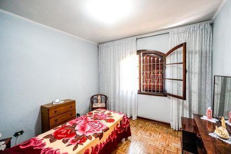 Casa à venda com 233m², 3 quartos e 2 vagasQuarto 01