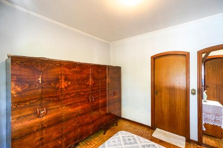 Casa à venda com 233m², 3 quartos e 2 vagasSuíte