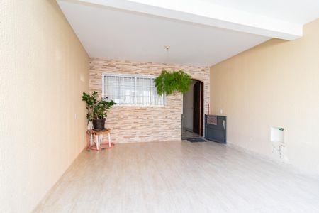 Casa à venda com 147m², 3 quartos e 1 vaga Casa à venda com 147m², 3 quartos e 1 vagaGaragem