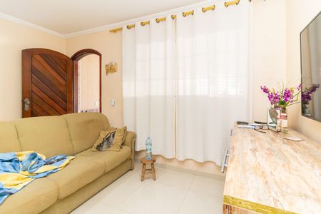 Casa à venda com 147m², 3 quartos e 1 vaga Casa à venda com 147m², 3 quartos e 1 vagaSala