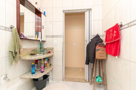 Casa à venda com 147m², 3 quartos e 1 vaga Casa à venda com 147m², 3 quartos e 1 vagaBanheiro Social