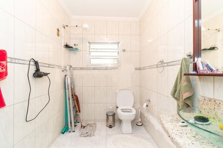 Casa à venda com 147m², 3 quartos e 1 vaga Casa à venda com 147m², 3 quartos e 1 vagaBanheiro Social