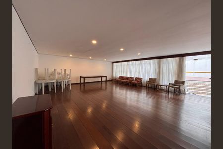 Apartamento à venda com 96m², 2 quartos e 1 vagaÁrea comum