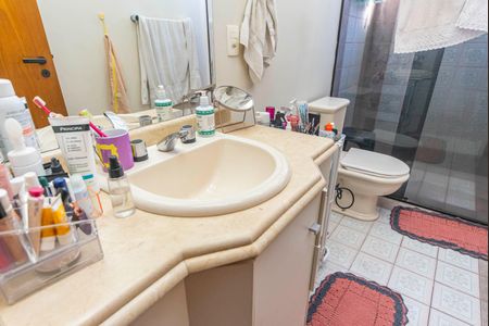 Apartamento para alugar com 145m², 2 quartos e 2 vagas Apartamento para alugar com 145m², 2 quartos e 2 vagasBanheiro Social