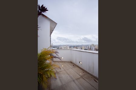 Apartamento à venda com 227m², 4 quartos e 3 vagas Apartamento à venda com 227m², 4 quartos e 3 vagasÁrea Gourmet