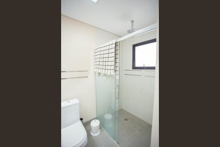 Apartamento à venda com 227m², 4 quartos e 3 vagas Apartamento à venda com 227m², 4 quartos e 3 vagasBanheiro da Suíte