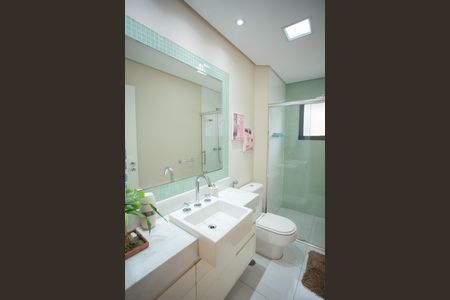 Apartamento à venda com 227m², 4 quartos e 3 vagas Apartamento à venda com 227m², 4 quartos e 3 vagasBanheiro