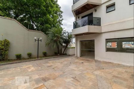 Apartamento à venda com 227m², 4 quartos e 3 vagas Apartamento à venda com 227m², 4 quartos e 3 vagasÁrea comum