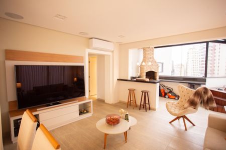 Apartamento à venda com 227m², 4 quartos e 3 vagas Apartamento à venda com 227m², 4 quartos e 3 vagasÁrea Gourmet