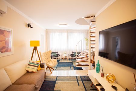 Apartamento à venda com 227m², 4 quartos e 3 vagas Apartamento à venda com 227m², 4 quartos e 3 vagasSala