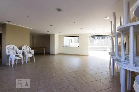 Apartamento à venda com 227m², 4 quartos e 3 vagas Apartamento à venda com 227m², 4 quartos e 3 vagasÁrea comum