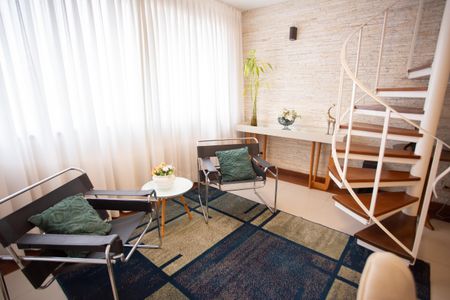 Apartamento à venda com 227m², 4 quartos e 3 vagas Apartamento à venda com 227m², 4 quartos e 3 vagasSala