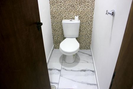 Casa à venda com 250m², 3 quartos e 5 vagasLavabo