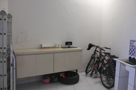 Casa à venda com 250m², 3 quartos e 5 vagasLavanderia