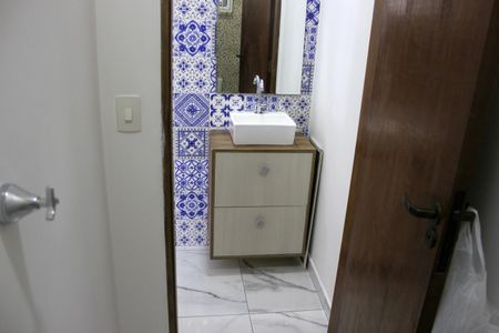 Casa à venda com 250m², 3 quartos e 5 vagasLavabo