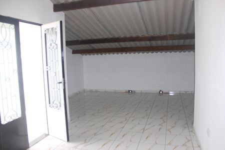 Casa à venda com 250m², 3 quartos e 5 vagasSótão
