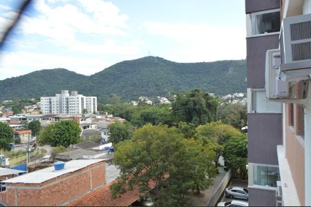 Apartamento à venda com 57m², 2 quartos e 1 vaga Apartamento à venda com 57m², 2 quartos e 1 vagaVista da Varanda