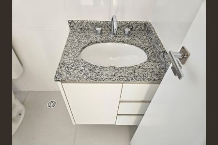 Apartamento à venda com 104m², 3 quartos e 2 vagas Apartamento à venda com 104m², 3 quartos e 2 vagasBanheiro da Suíte 2