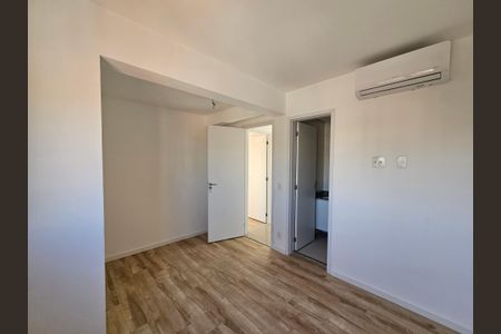 Apartamento à venda com 104m², 3 quartos e 2 vagas Apartamento à venda com 104m², 3 quartos e 2 vagasSuíte 1